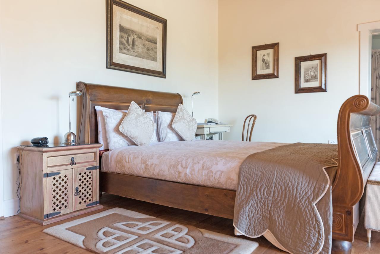 Dolphin Beach House Clifden Bagian luar foto