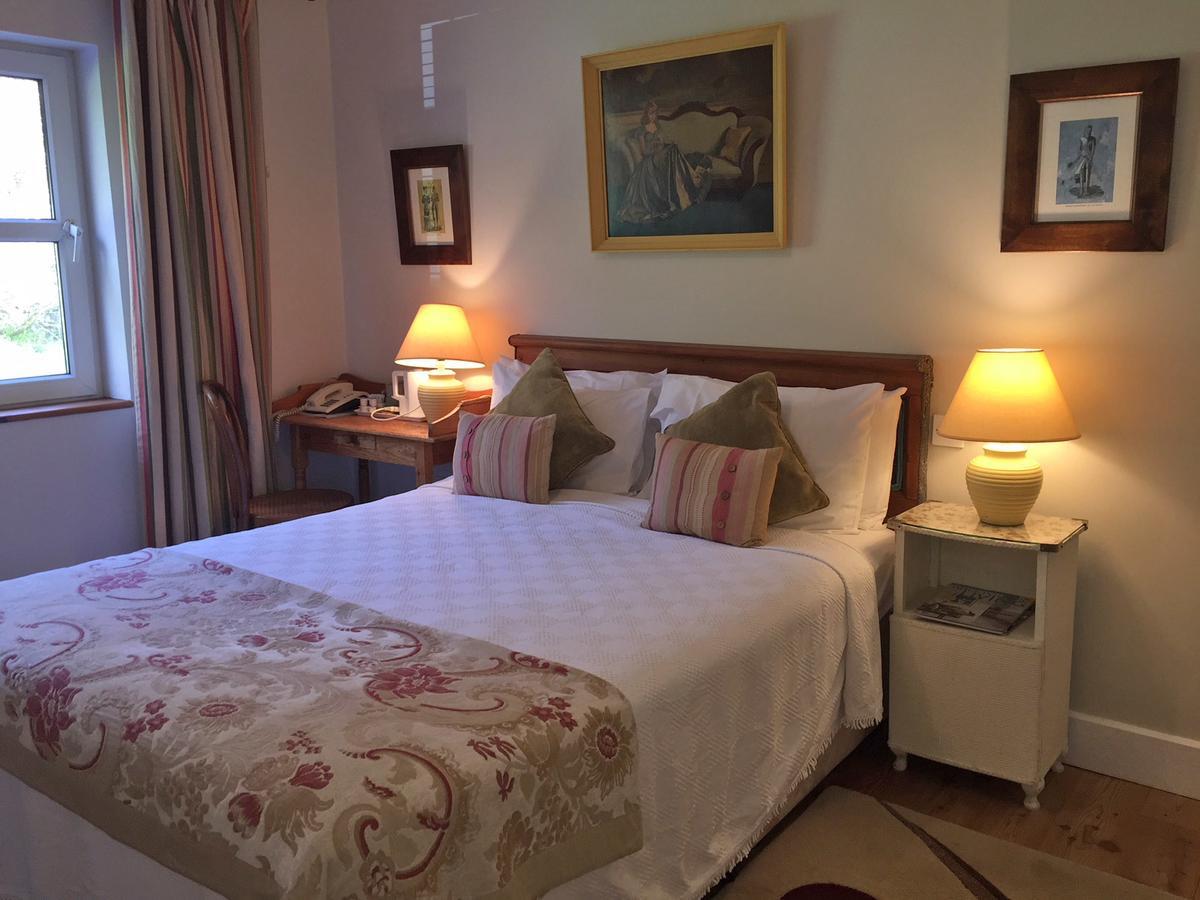 Dolphin Beach House Clifden Bagian luar foto